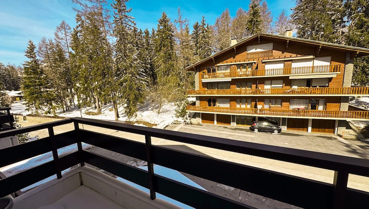 10-3327ff5f-1ca5-4e16-b37e-099165b911b5