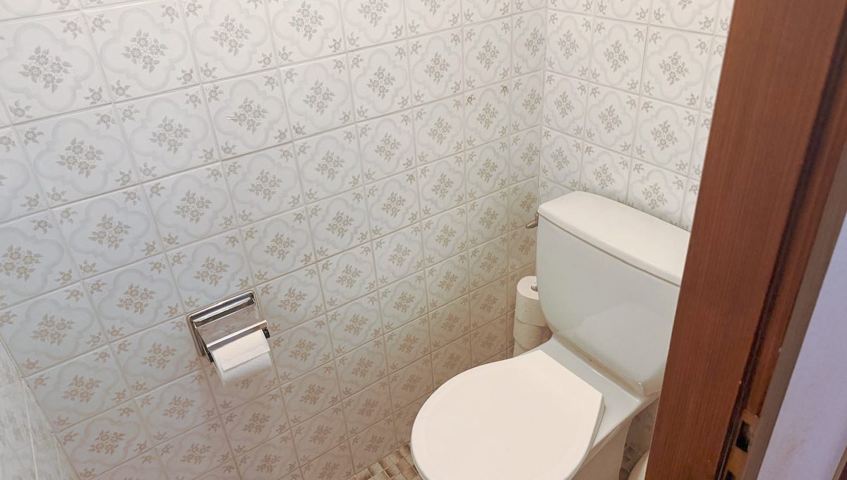 4-e363cec5-6206-488b-8b7f-e7ddedce722b